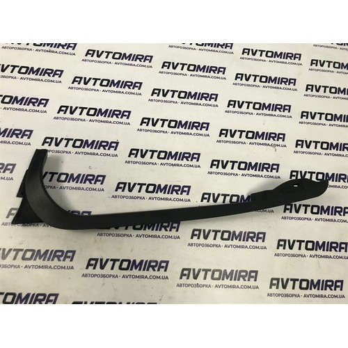 Накладка передніх лівих дверей Ford Focus 3 2011-2017 BM51A201A19